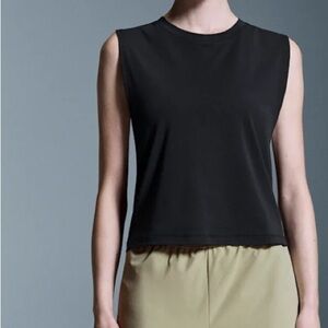 On Running Black Muscle Tee